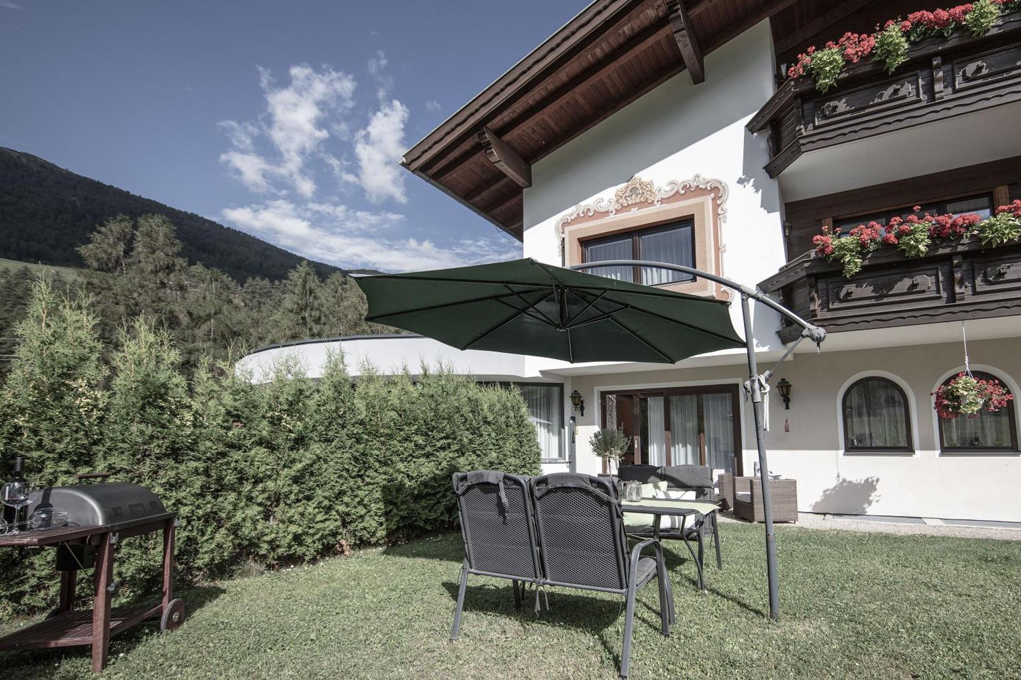 Garni Rustica Hotel Sölden